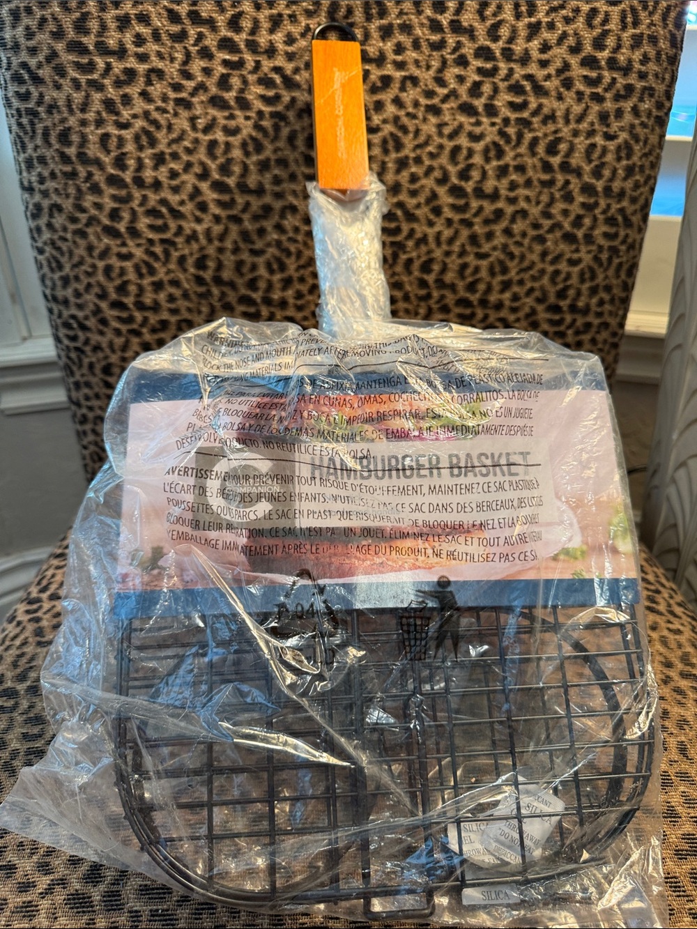 Charcoal Companion Grill Burger Basket for 4 Hamburgers. Great BBQ Grilling Tool